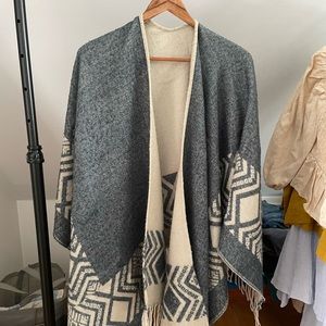 Reversible sweater poncho